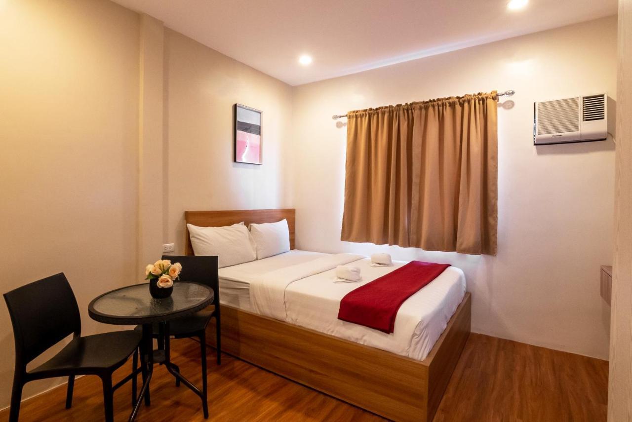 Kiwi Hotel Cebu Exteriér fotografie